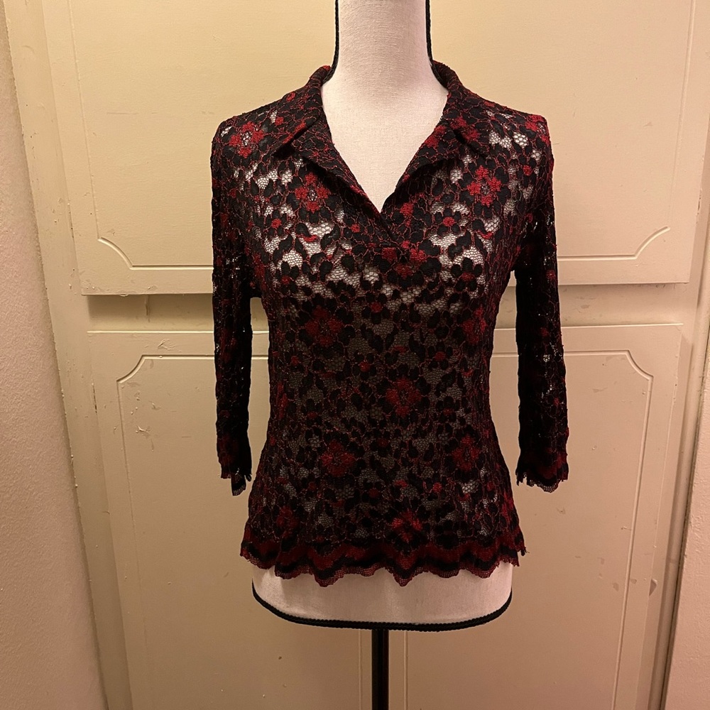 Beautiful 3/4 sleeve Lace shirt No lining